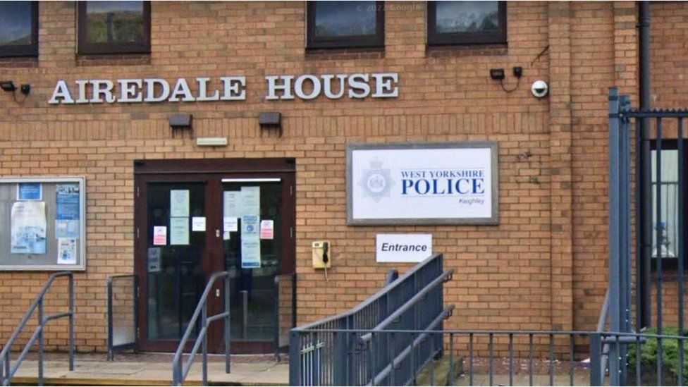 West Yorkshire Police help desk closures put public at risk, says union