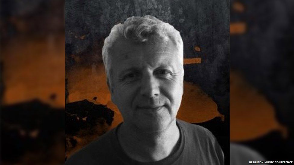 Карл Лобен, редактор журнала DJ Magazine