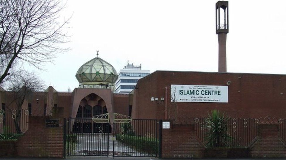 police probe scottish mosque figures links to banned sectarian group bbc news