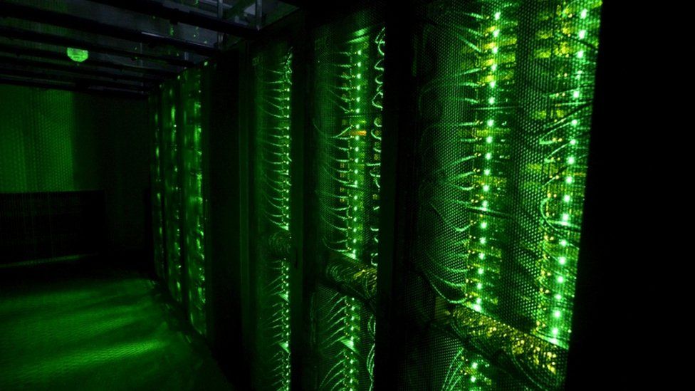 Datacentre server racks
