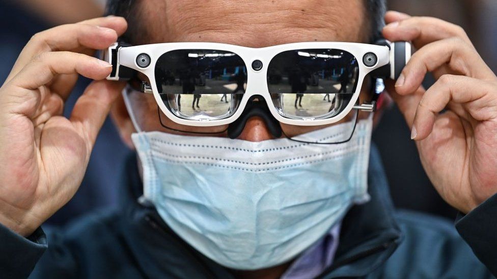 MWC Shanghai: Gadget companies gather for rare pandemic tech expo - BBC News