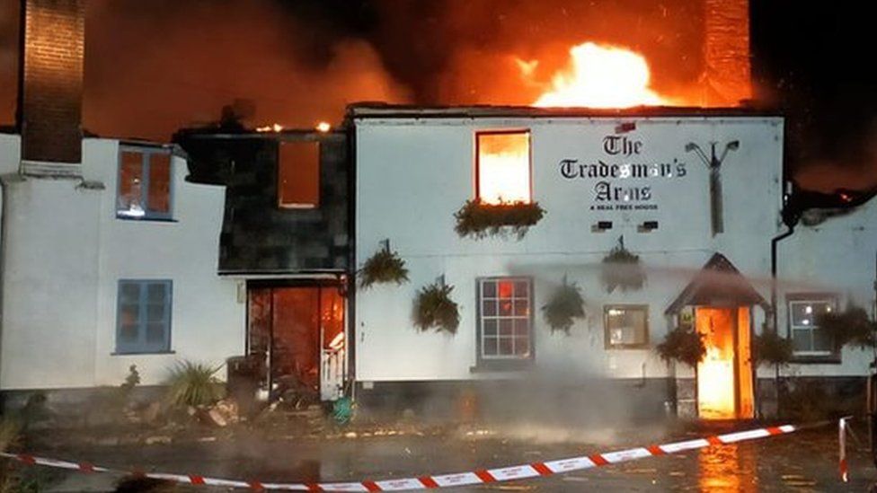 Tradesman's Arms pub in Stokenham on fire