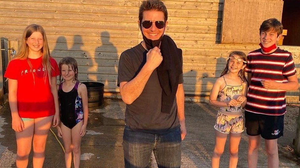 Tom Cruise with Warwickshire family