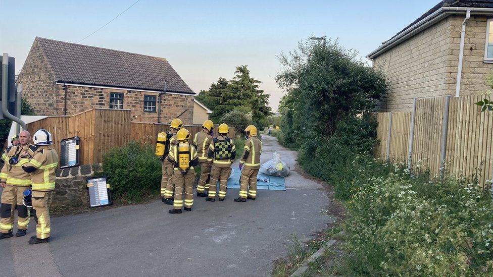 Eckington residents evacuated due to large church fire - BBC News