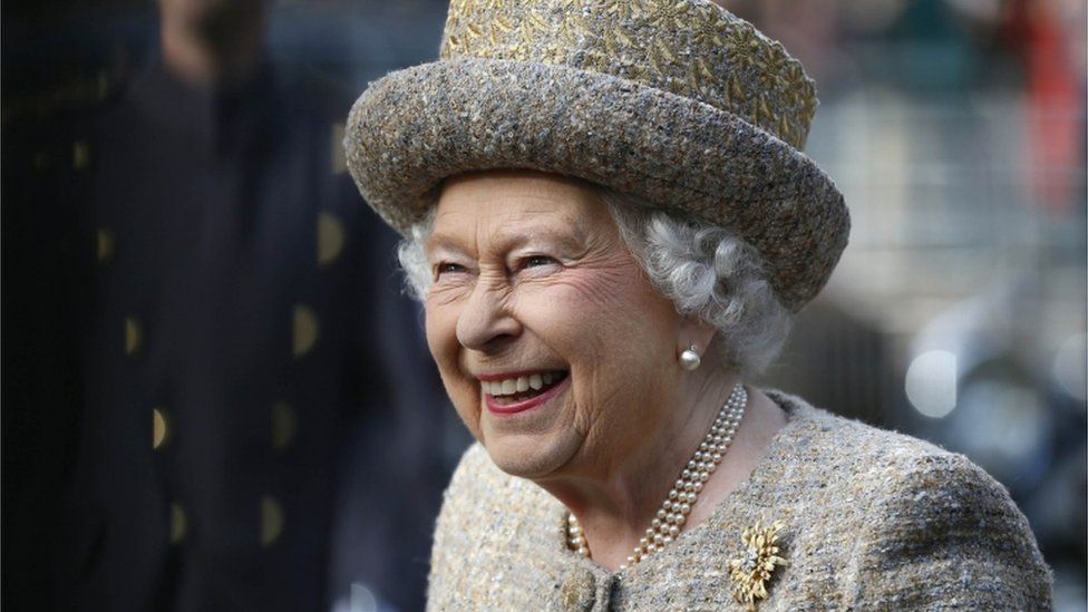 Queen does Norfolk accent 'beautifully' BBC News