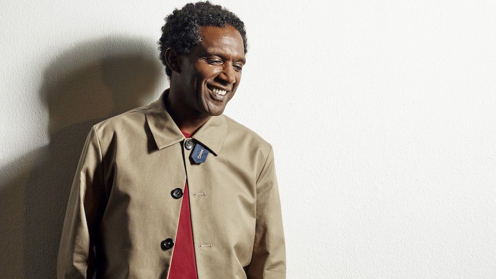 Why Lemn Sissay holds Christmas dinner for 500 strangers BBC News