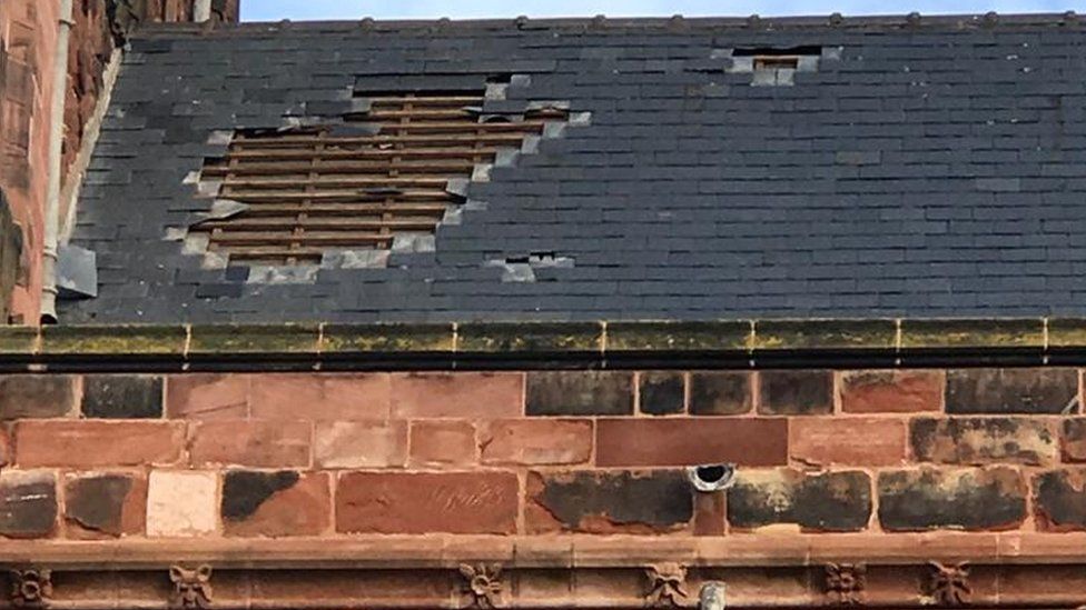 Storm Ciara: Storm Rips Hole In Shrewsbury Abbey Roof - BBC News