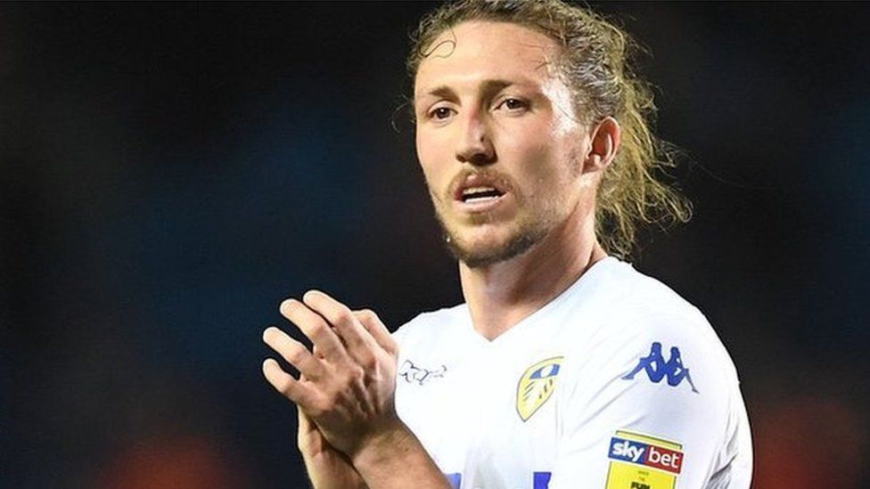 Leeds United ex-player Luke Ayling 'honoured' by pub name change - BBC News