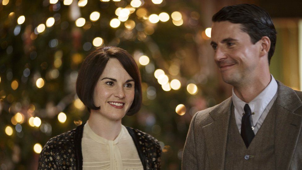 Michelle Dockery as Lady Mary and Matthew Goode as Henry Talbot