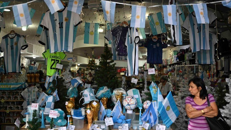 A stall in Buenos Aires adorned with Argentine paraphernalia