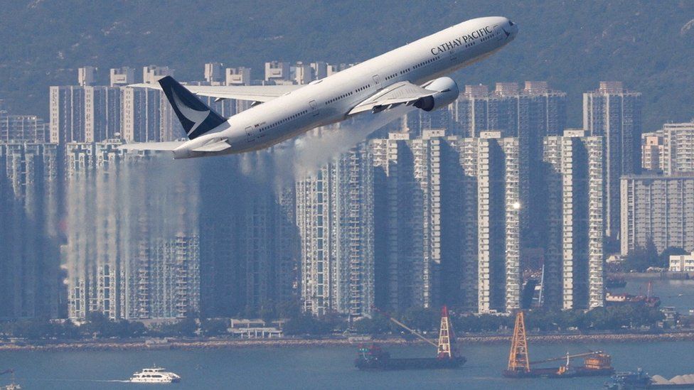 plane takes off from HK