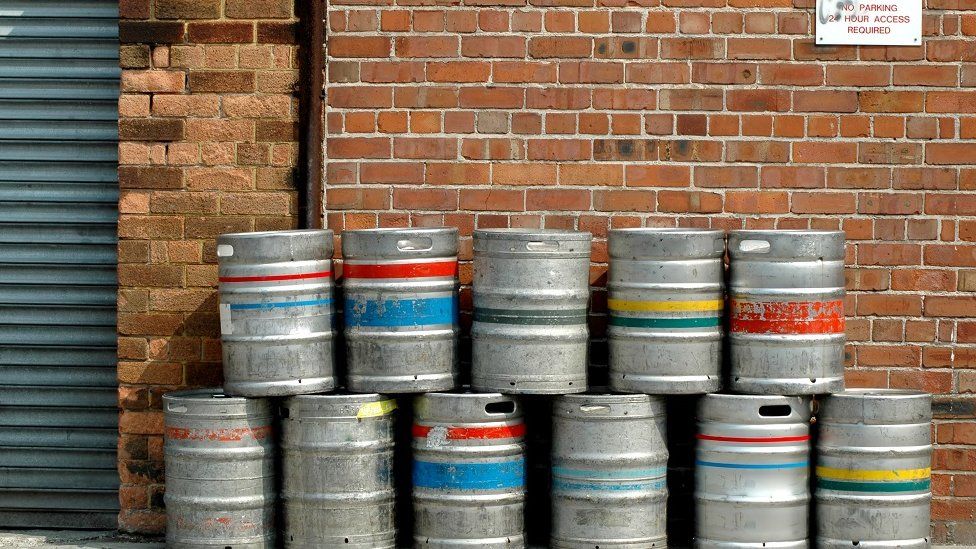 Beer keg criminals sentenced over £250k theft BBC News