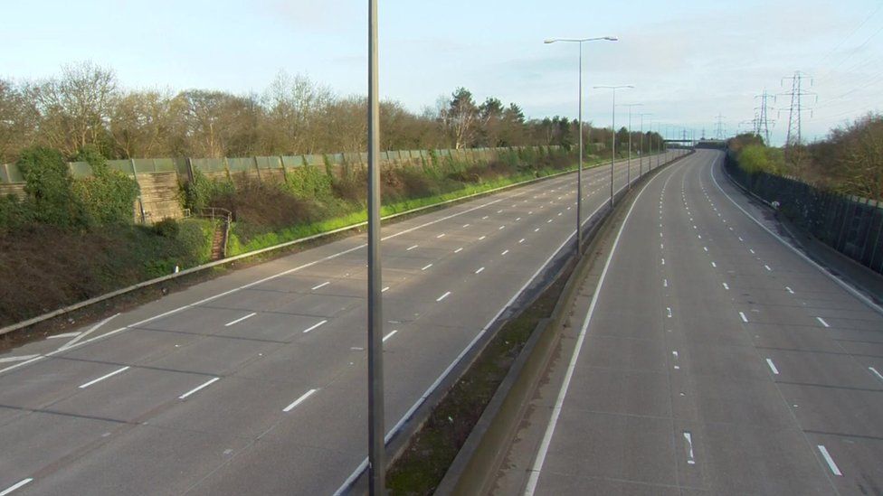 An empty M25