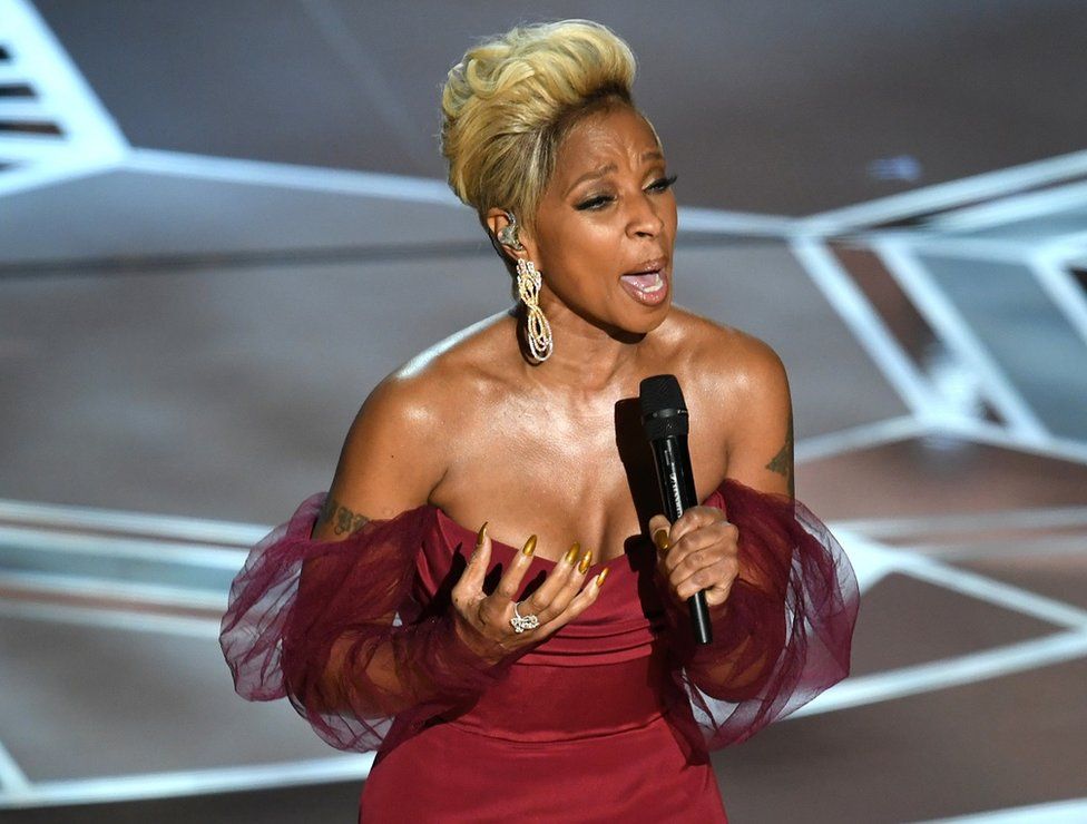 Mary J Blige performs on stage