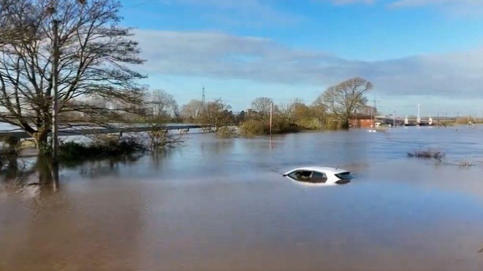 A submerged car at Dunham Bridge