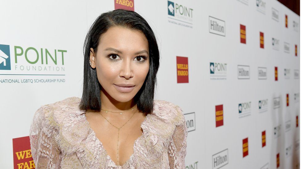 Naya Rivera Glee star presumed dead after boat trip with son