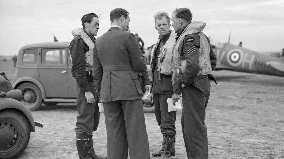 Pilots of the Duxford Wing, 1940