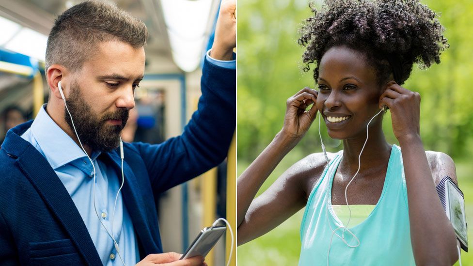 They were listening to the radio. Listen to the radio. They were listening to the radio. Listen to music clipart. радио 1940 года.