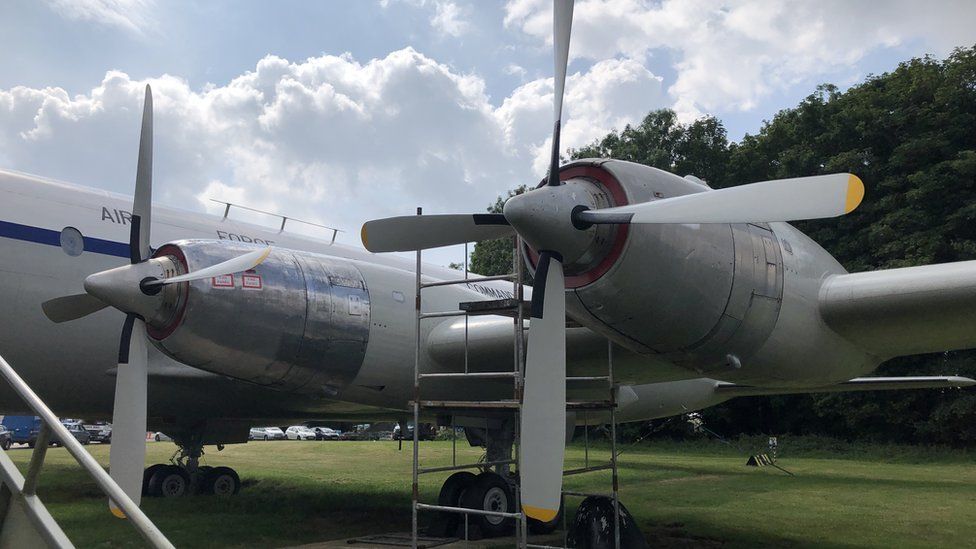 Retired Boeing 747 Transformed Into Party Venue - Bbc News