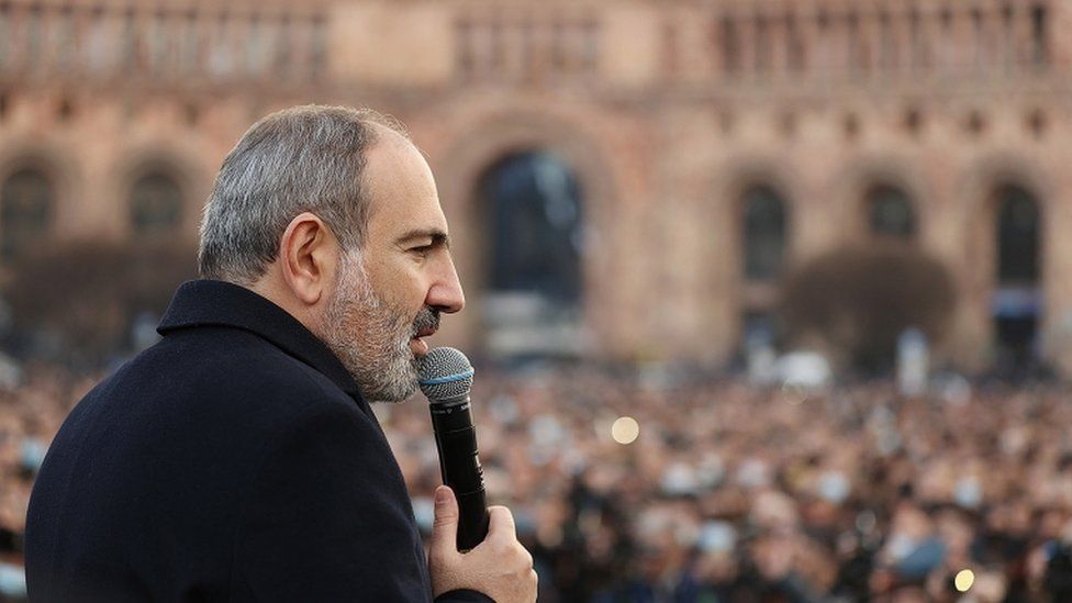 Supporters of Armenian Prime Minister Pashinyan rally in Yerevan, 25 February