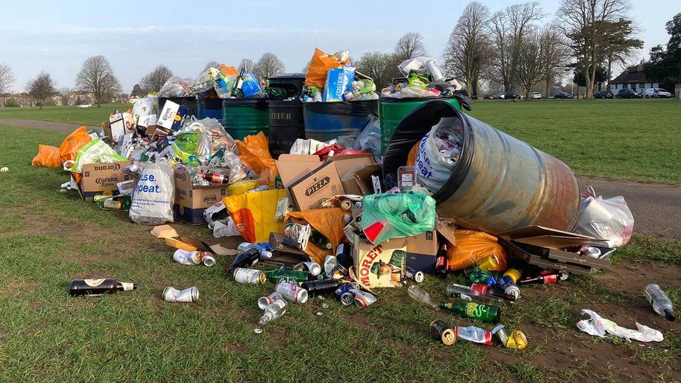 Rubbish on The Downs
