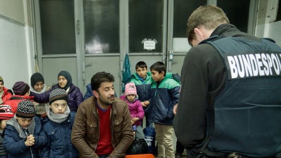 Migrant Crisis: Germany Moves To Cut Asylum Claims - BBC News