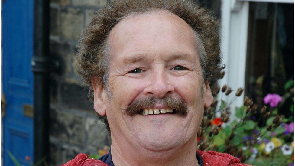 Bobby Ball Comedian Larger Than Life Just Like On Tv c News