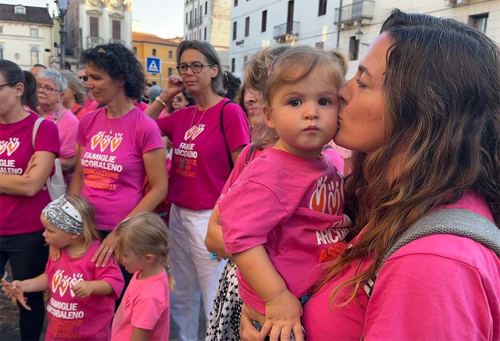 "Rainbow families" in Vicenza protesting against the new measures that affect them
