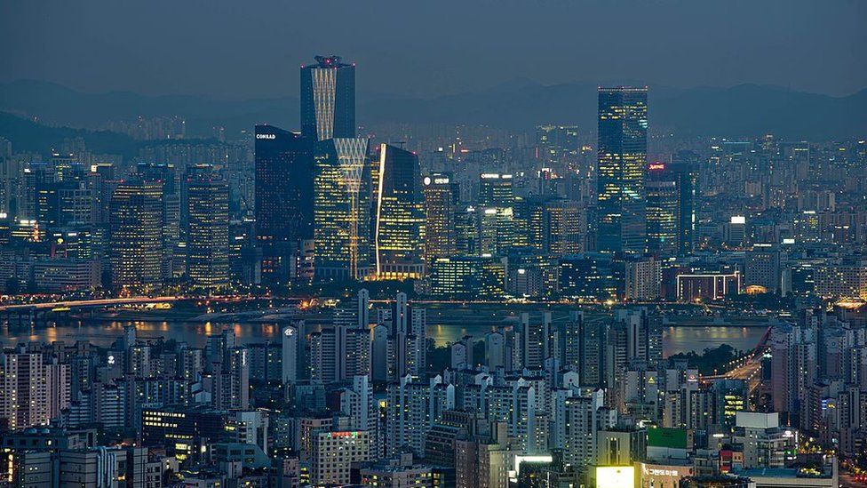 Seoul city skyline at dusk