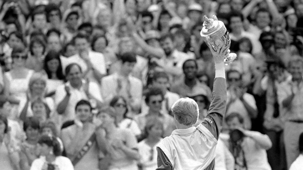 Boris Becker wins Wimbledon in 1985