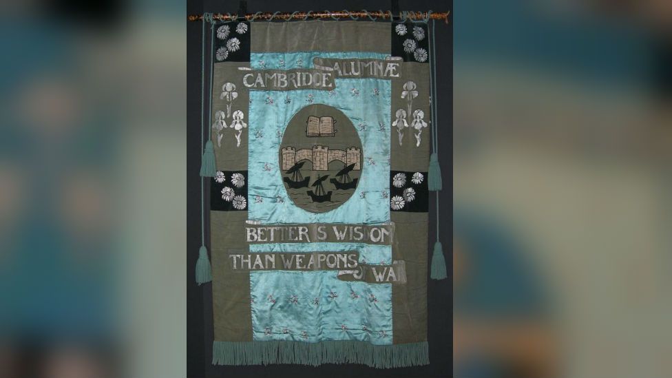 Cambridge University 1908 Suffrage Banners Recreated Bbc News