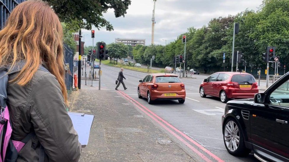 Hundreds of Birmingham drivers spotted jumping red lights BBC News