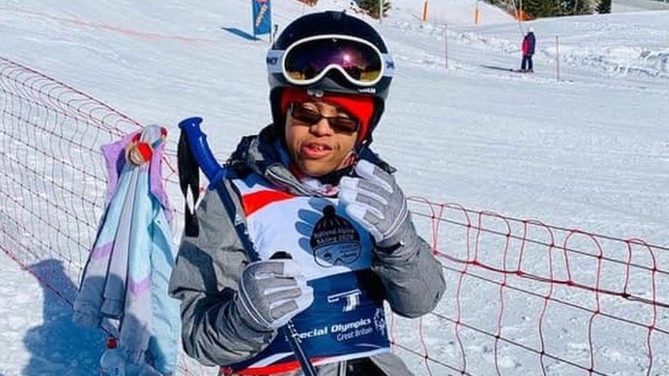 Michael Beynon on skis