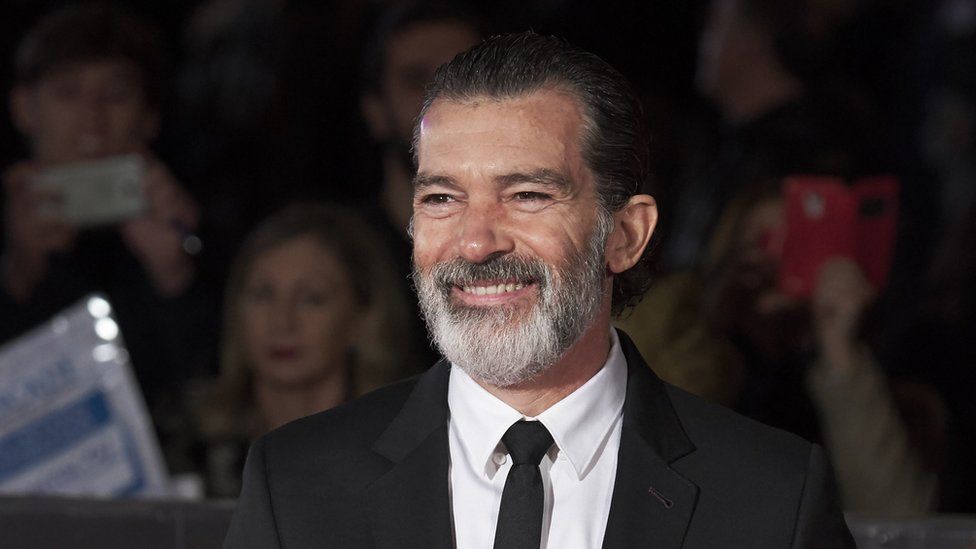 Antonio Banderas I Had A Heart Attack Bbc News