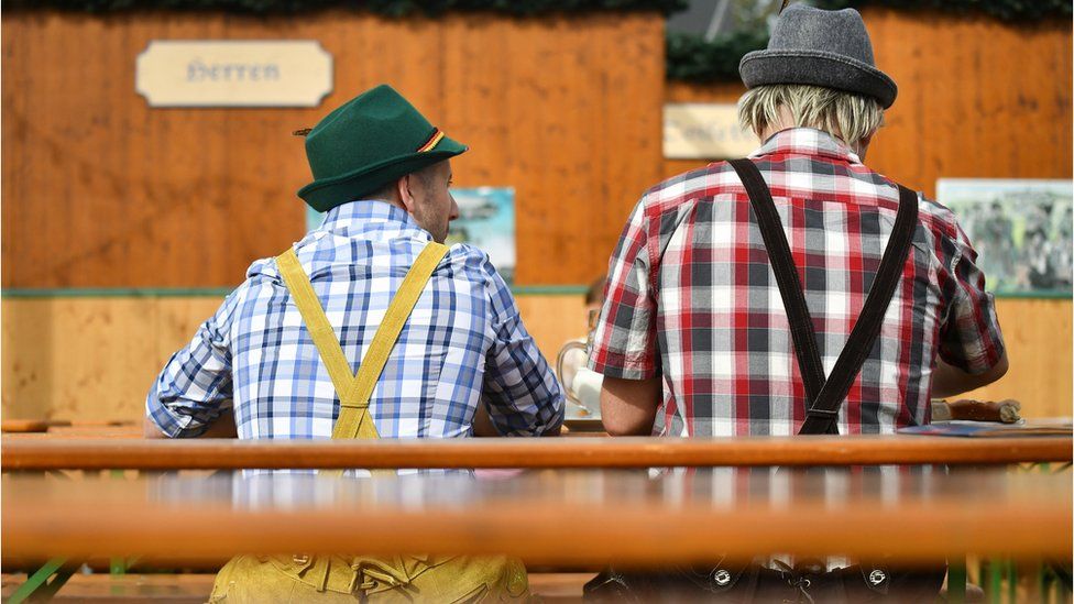 drinkers at the Oktoberfest