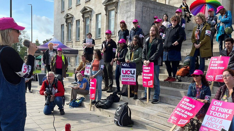Staff on strike at the University of Leeds