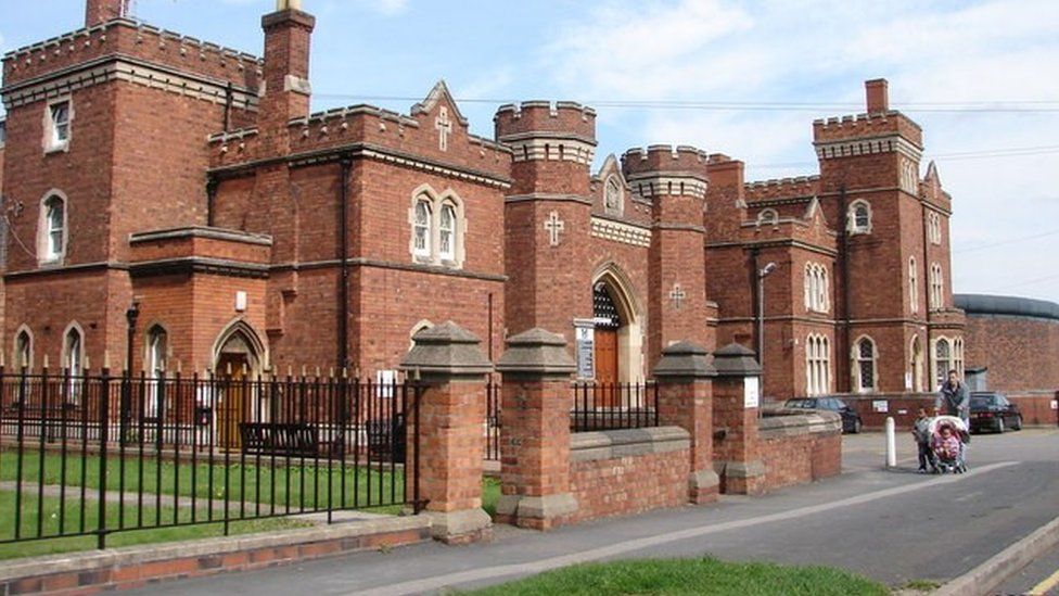 Covid 19 Vloggers Fined Over 130 Mile Round Trip To Lincoln Prison    117010248 Mediaitem117010246 