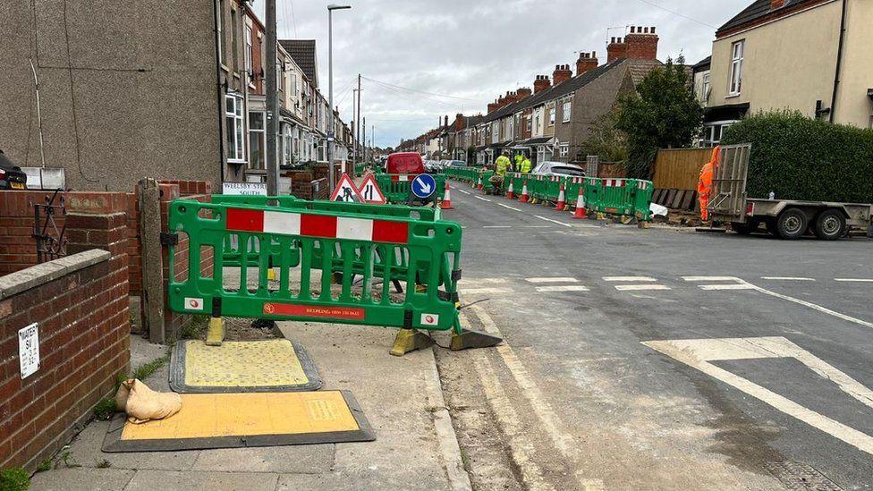 Weelsby Street and Cooper Road with roadworks taking place