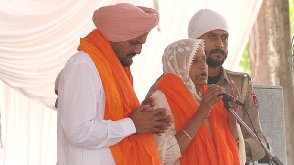 Balkaur Singh Father & Charan Kaur Mother of Punjabi Singer & Congress leader Shubhdeep Sidhu Moose Wala