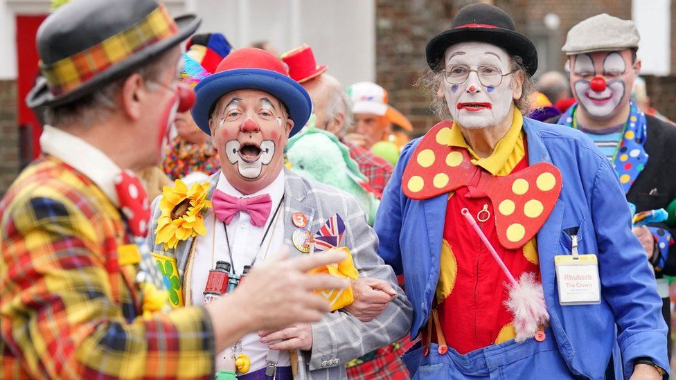 Grimaldi service: Clowns gather in Hackney for annual commemoration ...