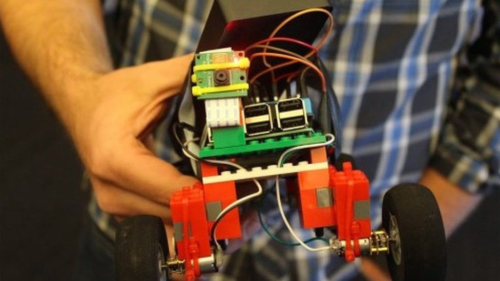 A robot made using Raspberry Pi