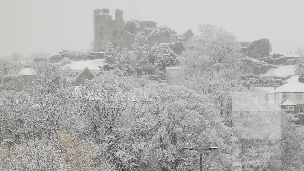 Denbigh Castle in the snow