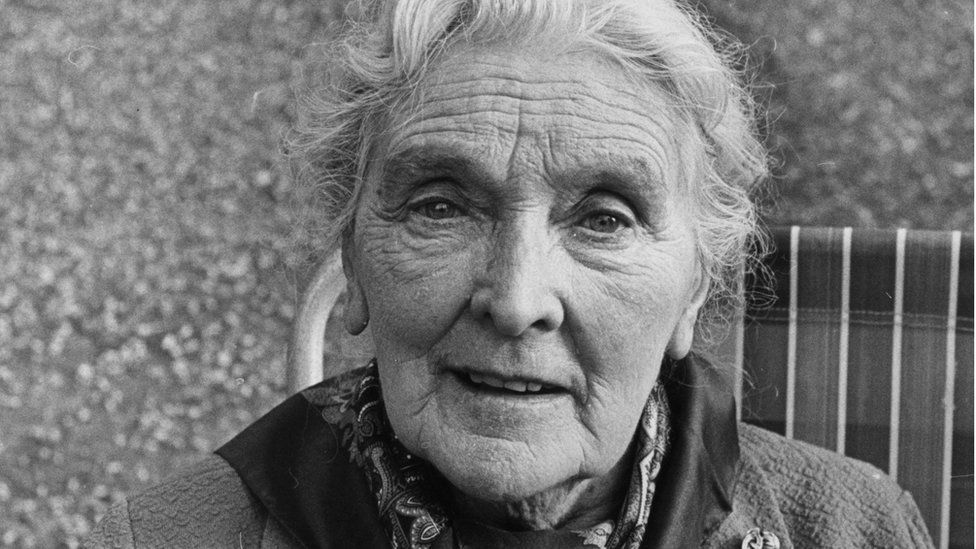 Dame Sybil Thorndike in 1942