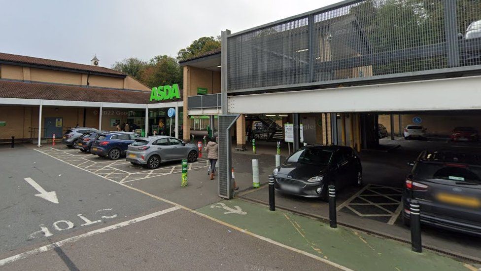 Gravesend Asda Attack Boys Arrested Over Pensioner Escalator Assault gravesend-asda-attack-boys-arrested-over-pensioner-escalator-assault