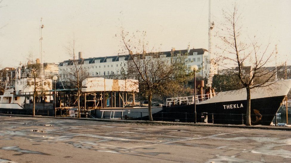 Thekla being refurbished - you can still see the Old Profanity Showboat sign and some rusty poles