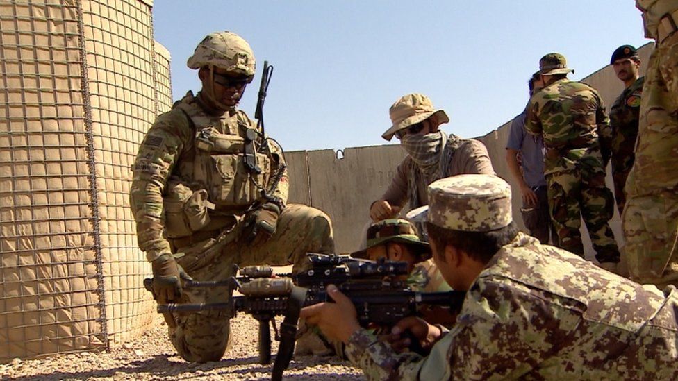 US troops train the Afghan army in Helmand in 2016