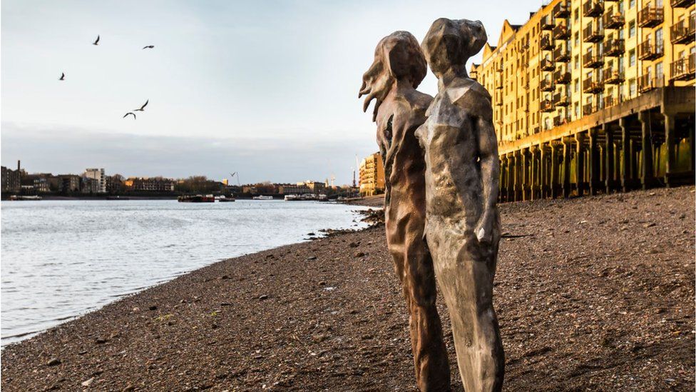 Burgh Island statue 'should be pilchards not pirates' BBC News