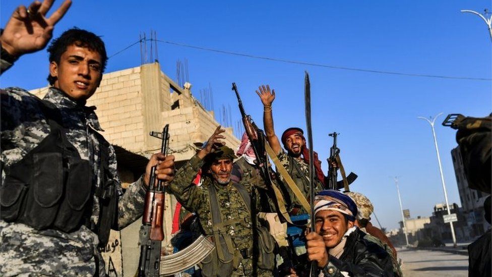 SDF fighters in Raqqa (16/10/17)