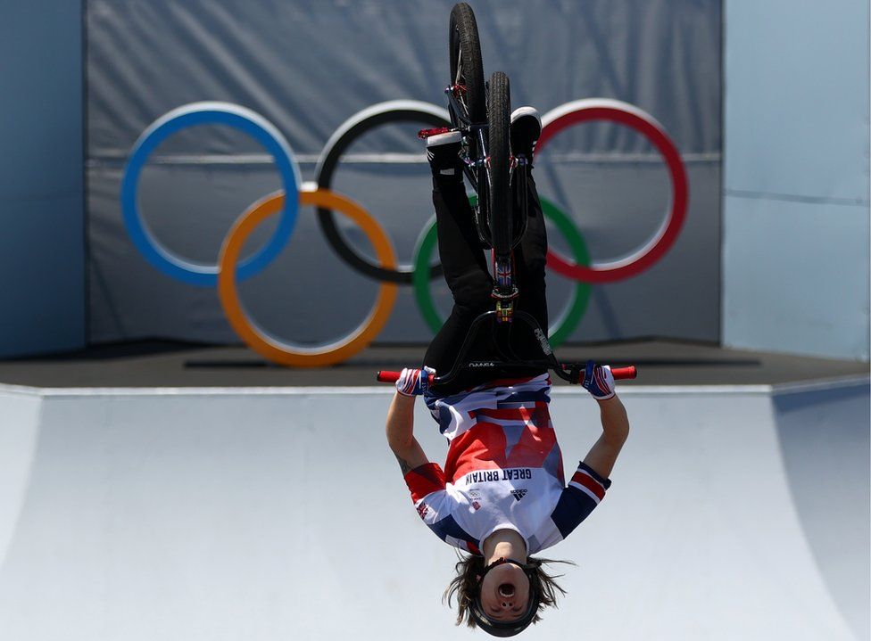 Charlotte Worthington in action during Womens Park Final