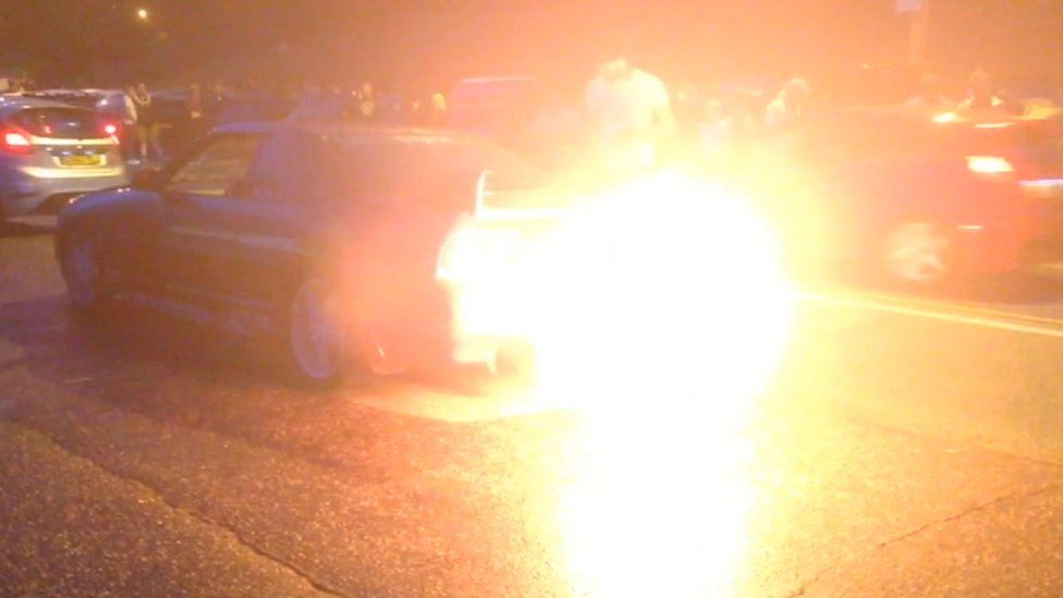 Southend seafront closed over 'dangerous' car cruising BBC News